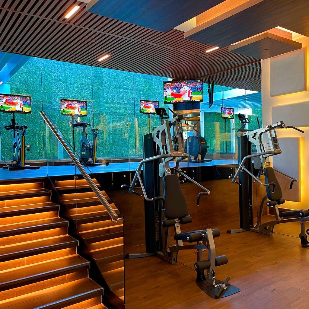 Отель Safi Royal Luxury Metropolitan San Pedro Garza Garcia Удобства фото The gym at the hotel
